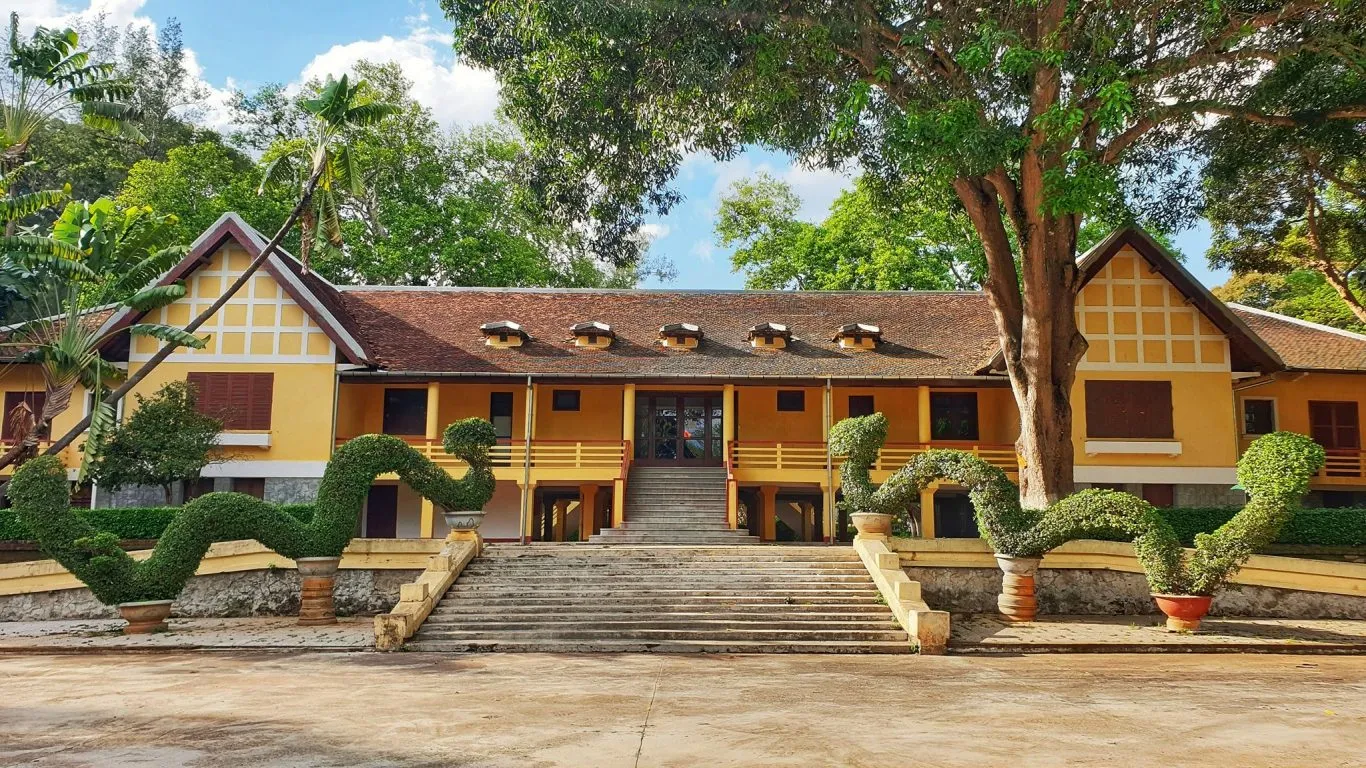 Cảnh quan Biệt điện Bảo Đại