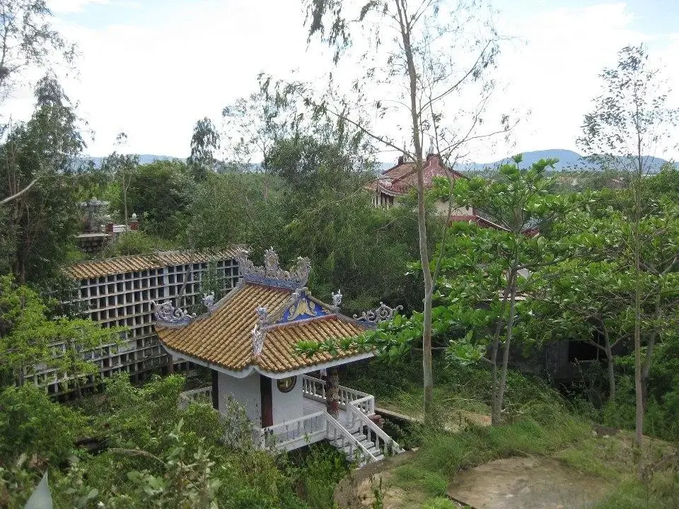 Cảnh quan Chùa Sơn Long