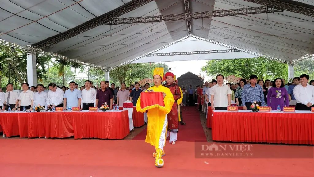 Nghi lễ cung tuyên văn tế Lễ hội Đền Bia
