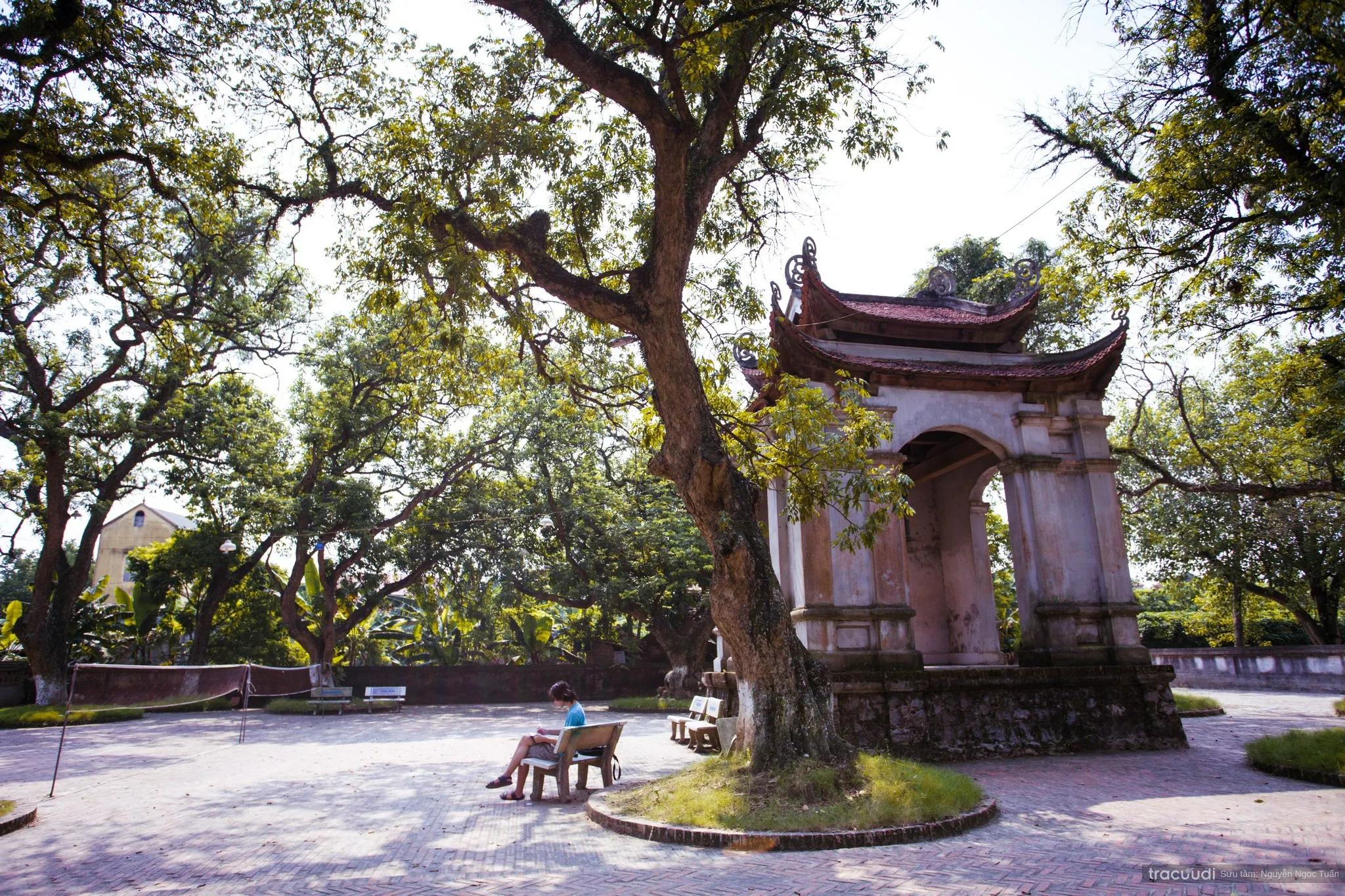 Không gian cảnh quan di tích Đền Chử Đồng Tử - Tiên Dung