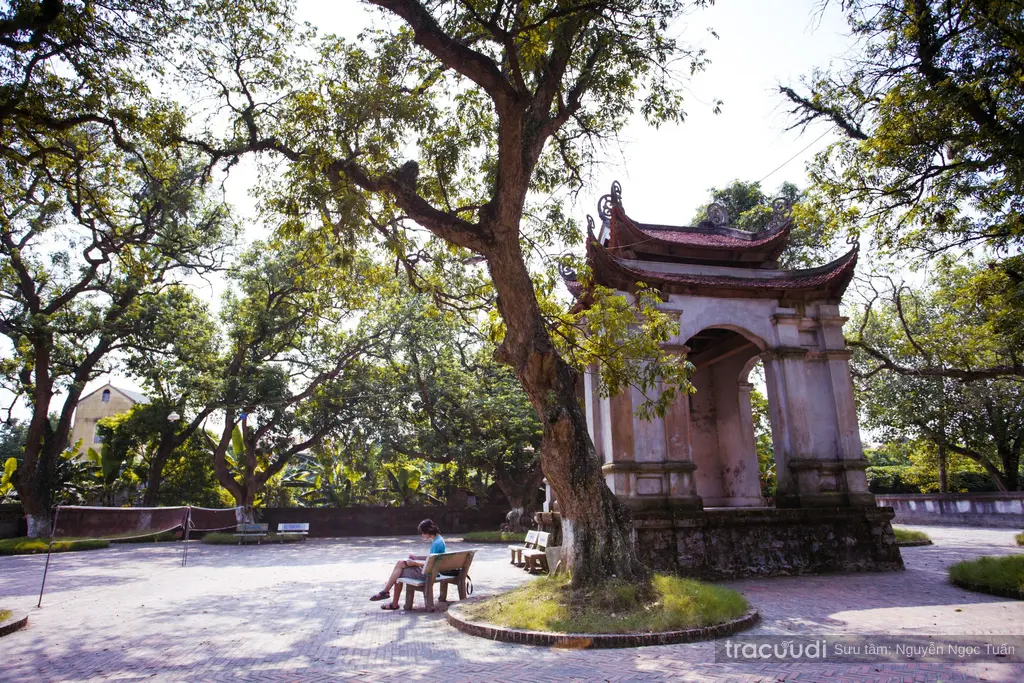 Không gian cảnh quan di tích Đền Chử Đồng Tử - Tiên Dung