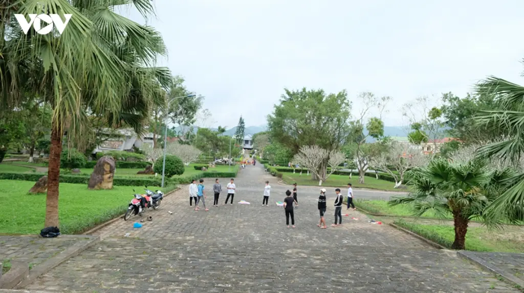 Khuôn viên địa điểm khởi nghĩa Ba Tơ