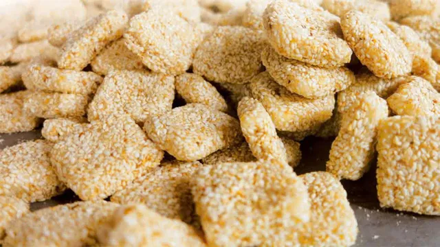 Bánh khô mè Bà Liễu Mẹ là một trong những đặc sản nức tiếng của TP. Đà Nẵng