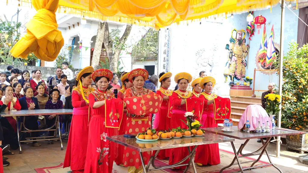Lễ tế truyền thống tại Lễ hội đình Doanh Châu