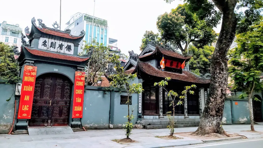 Không gian cảnh quan Chùa Chân Tiên