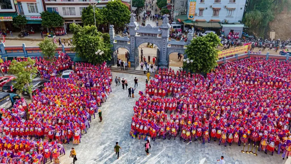 Thi làm ngựa mã tại Lễ hội đền Bảo Hà