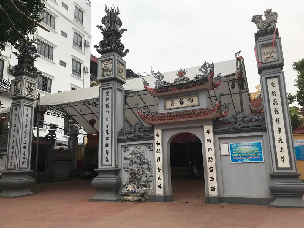 Cảnh quan di tích Đình An Hòa
