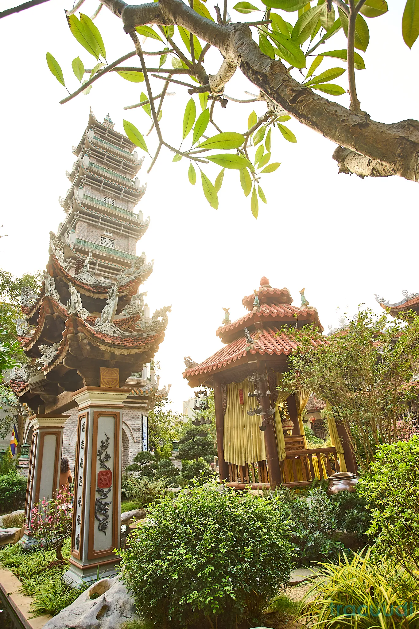 Cảnh quan di tích Chùa Hưng Long (Chùa Ngâu)