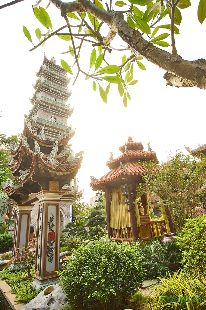 Cảnh quan di tích Chùa Hưng Long (Chùa Ngâu)
