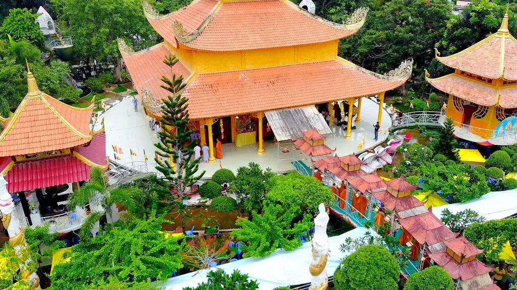 Tổng thể Chùa Cổ Hội Tôn