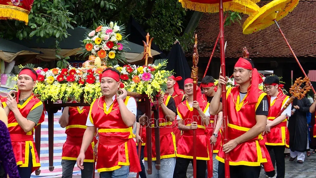 Nghi thức khai hội chùa Dâu