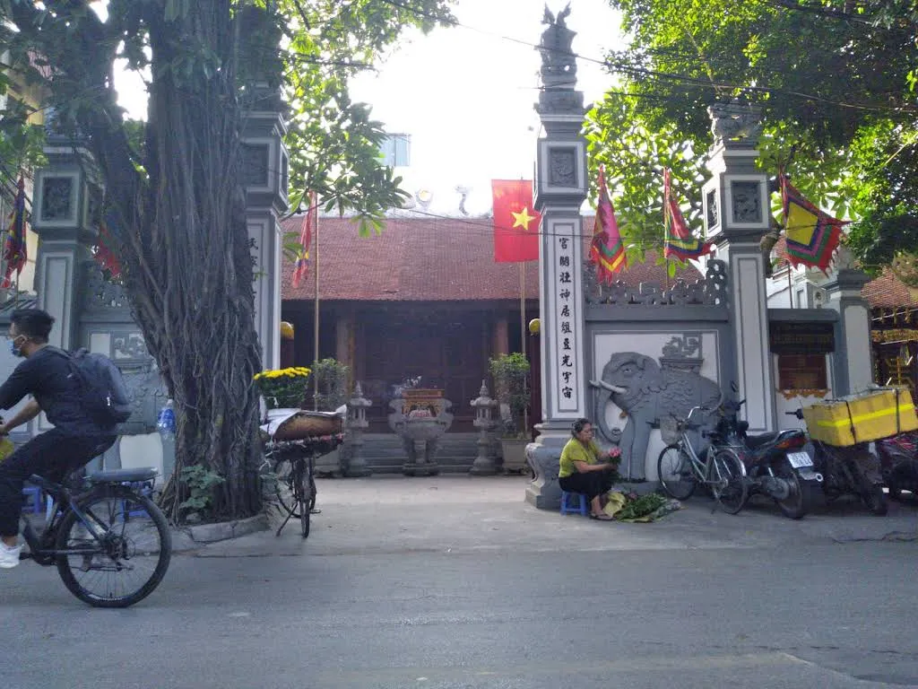 Không gian cảnh quan di tích Đình, Chùa Khương Trung