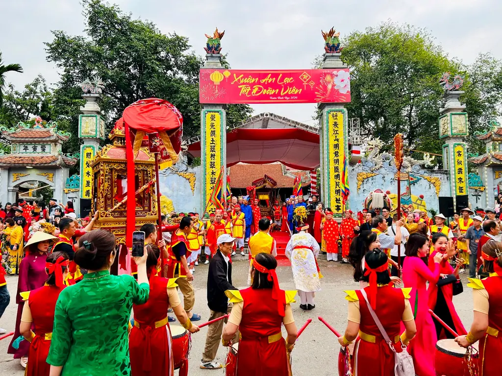 Không gian Lễ hội đình Nam Dư Hạ