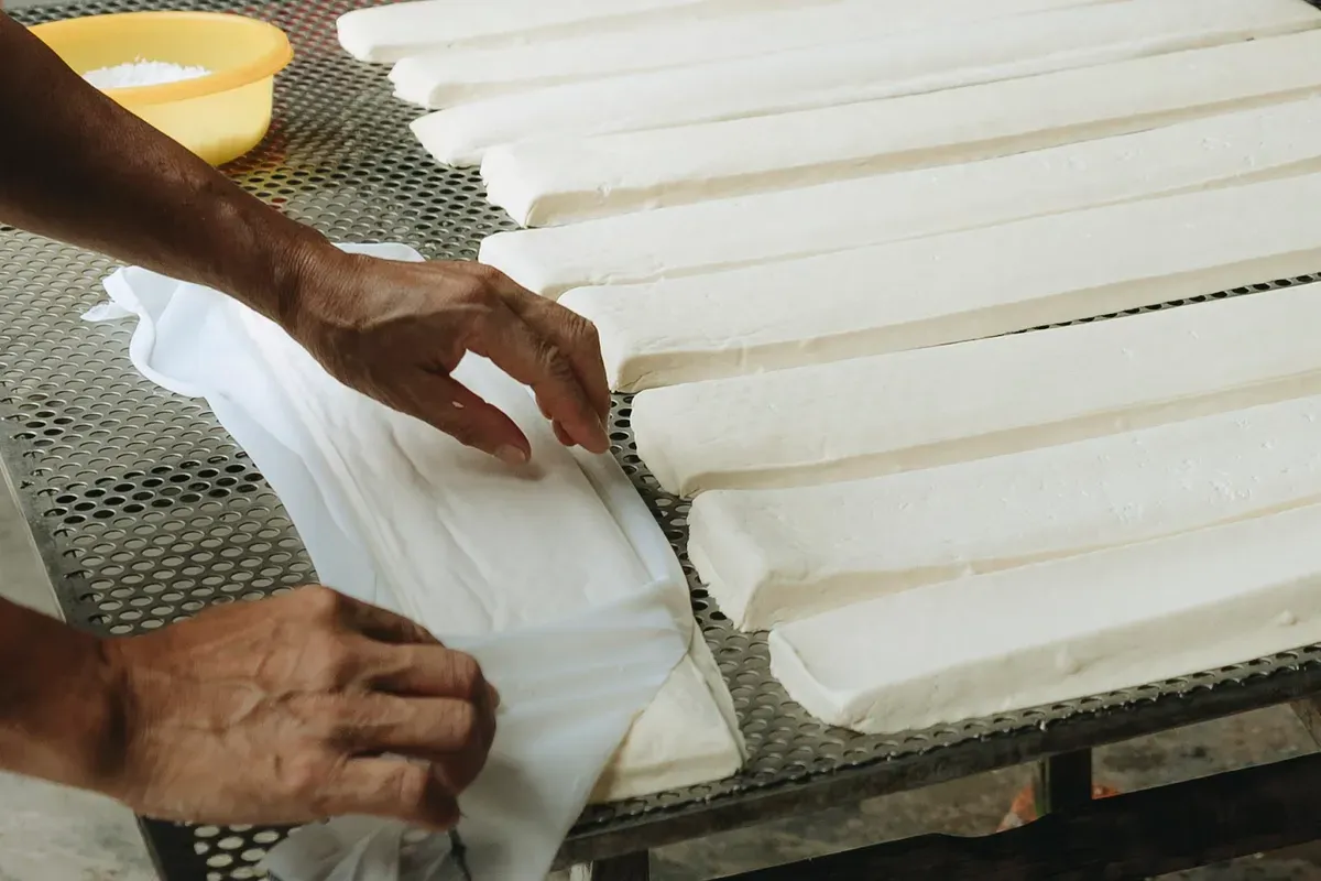 Đậu ở làng Kênh