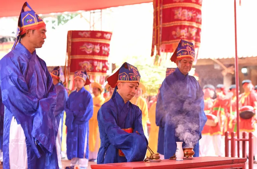Nghi lễ Hội làng Chử Xá