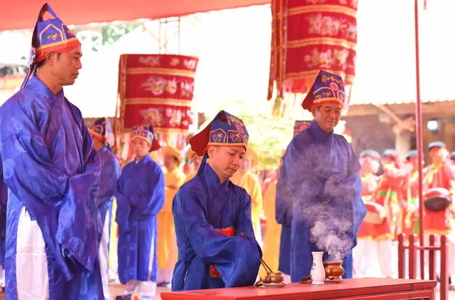Nghi lễ Hội làng Chử Xá