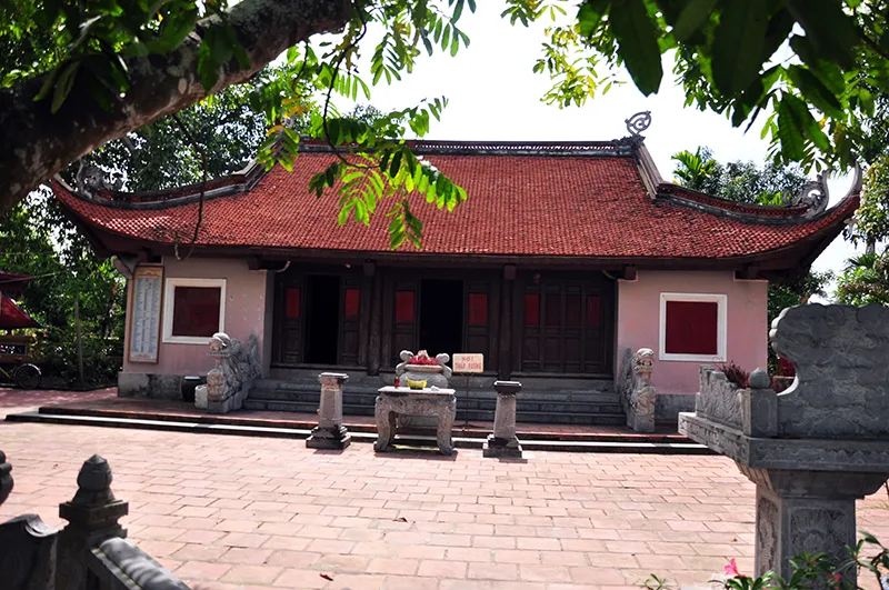 Hình ảnh Miếu vùa Bà Trong Đền Trần Hưng Đạo - Miếu Vua Bà