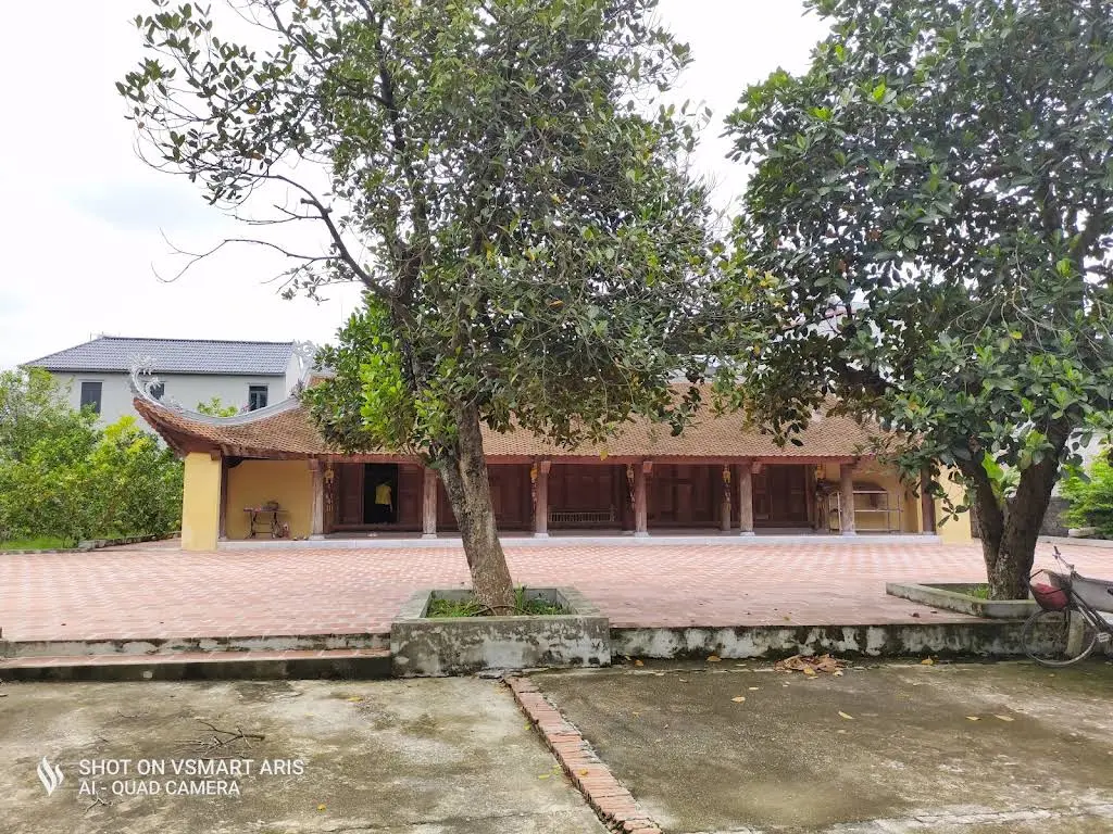 Cảnh quan Chùa Cẩm Bào