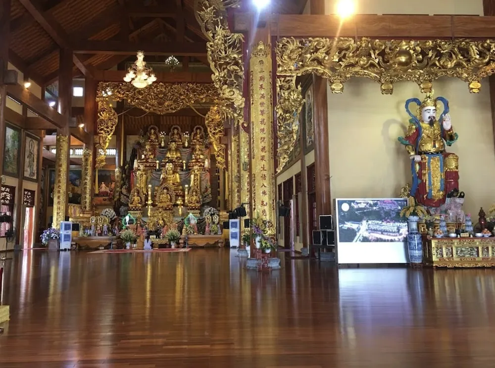 Không gian bên trong Niết Bàn Tịnh Xá
