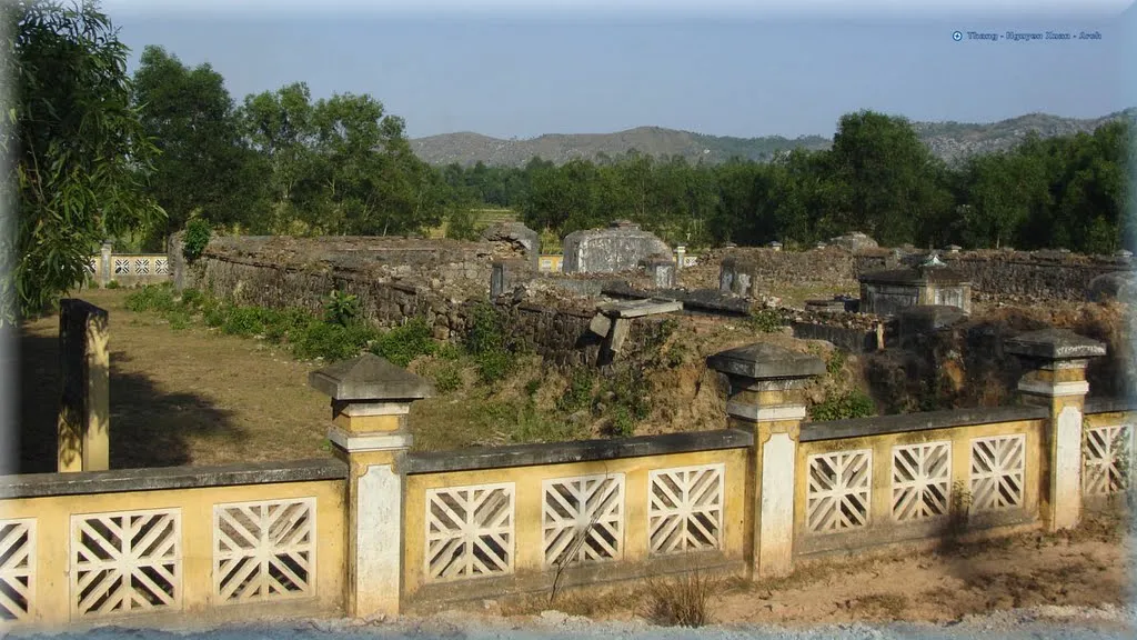 Cảnh quan Lăng Vĩnh Diên