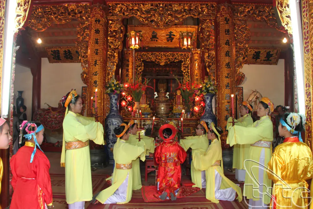 Lễ tế Hội đình Tứ Liên