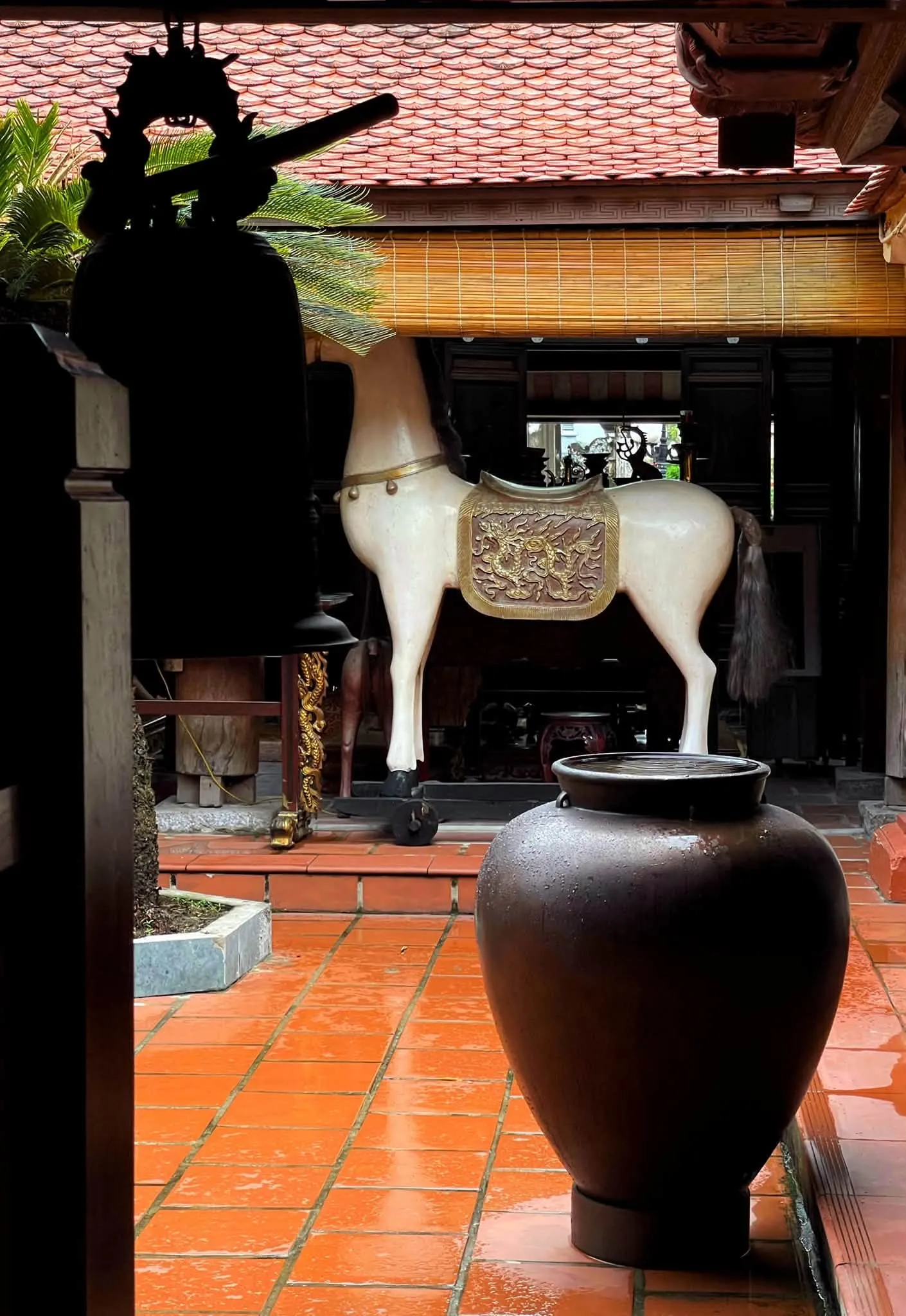 Hiện vật ở đền Nguyễn Xí