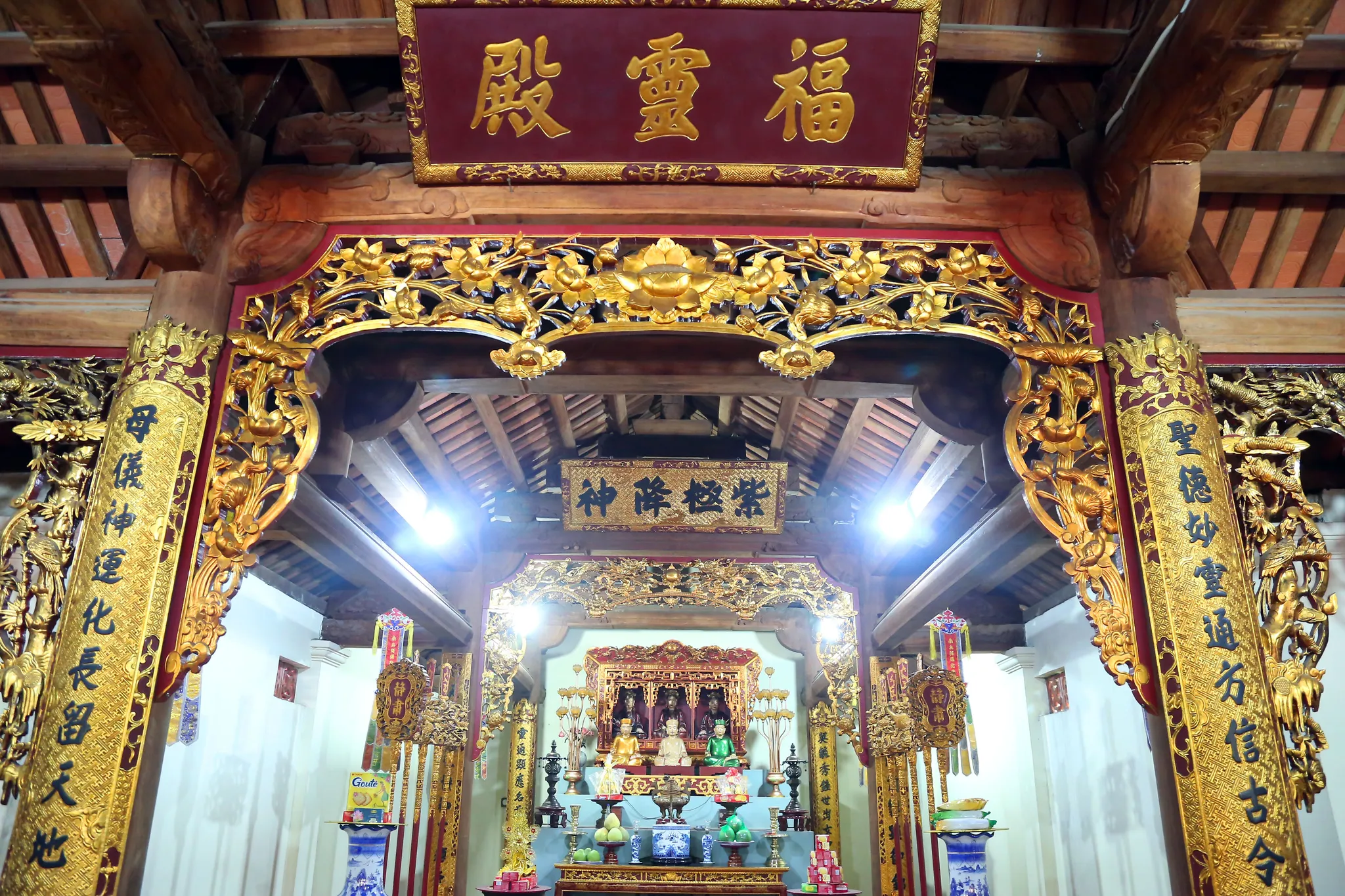 Không gian thờ tự chùa Tu Hoàng (Càn Phúc tự)