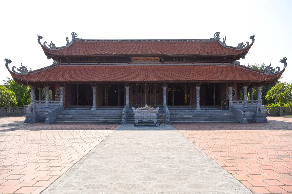 Thành Xương Giang nhìn chính diện