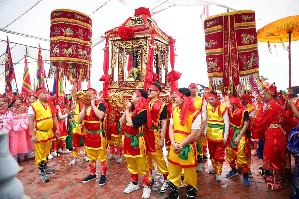 Kiệu Thánh tại Hội làng Đông Trù