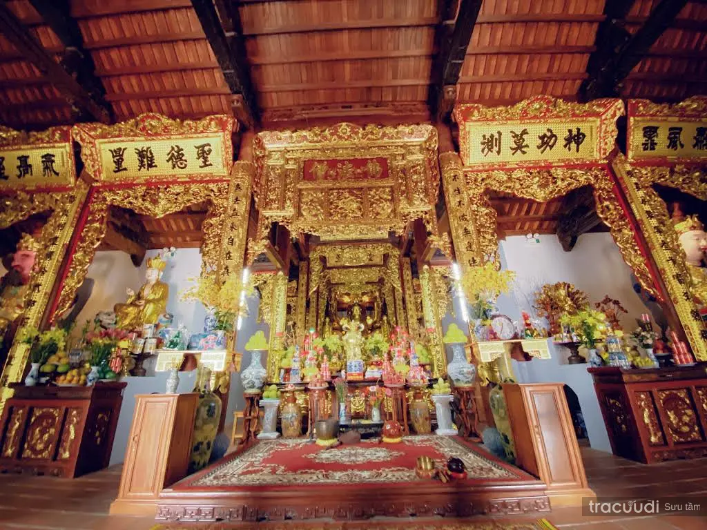 Không gian cảnh quan bên trong di tích Chùa Thanh Am