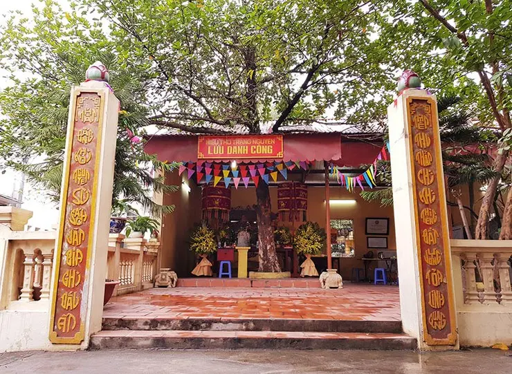 Cảnh quan Miếu Ông Trạng