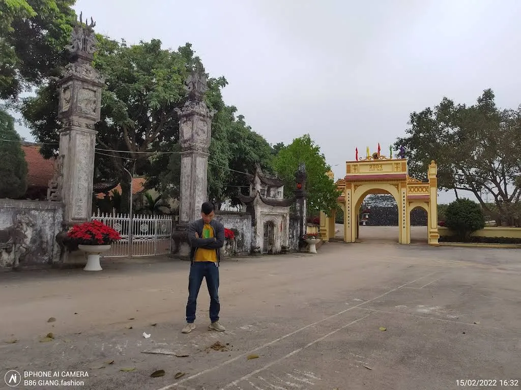 Không gian cảnh quan bên ngoài Đình Phương Mạc
