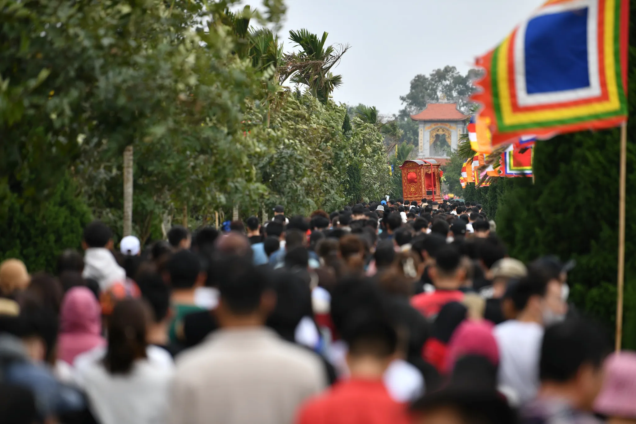 Lễ rước kiệu dưới nước độc đáo tại Vũ Thư năm 2024