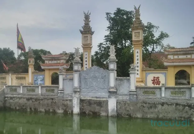 Cổng Đình Ngoại