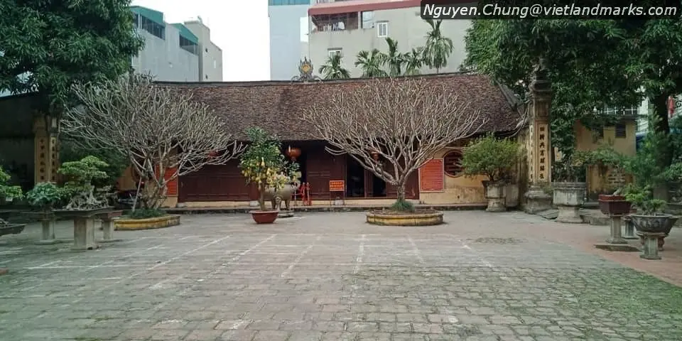 Cảnh quan Đình Mai Dịch
