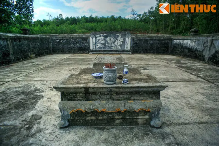 Hương án Lăng Trường Thanh