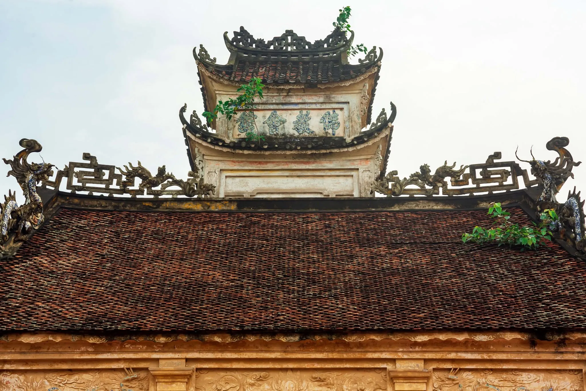 Không gian, kiến trúc bên ngoài toà chính điện chùa Cổ Lễ