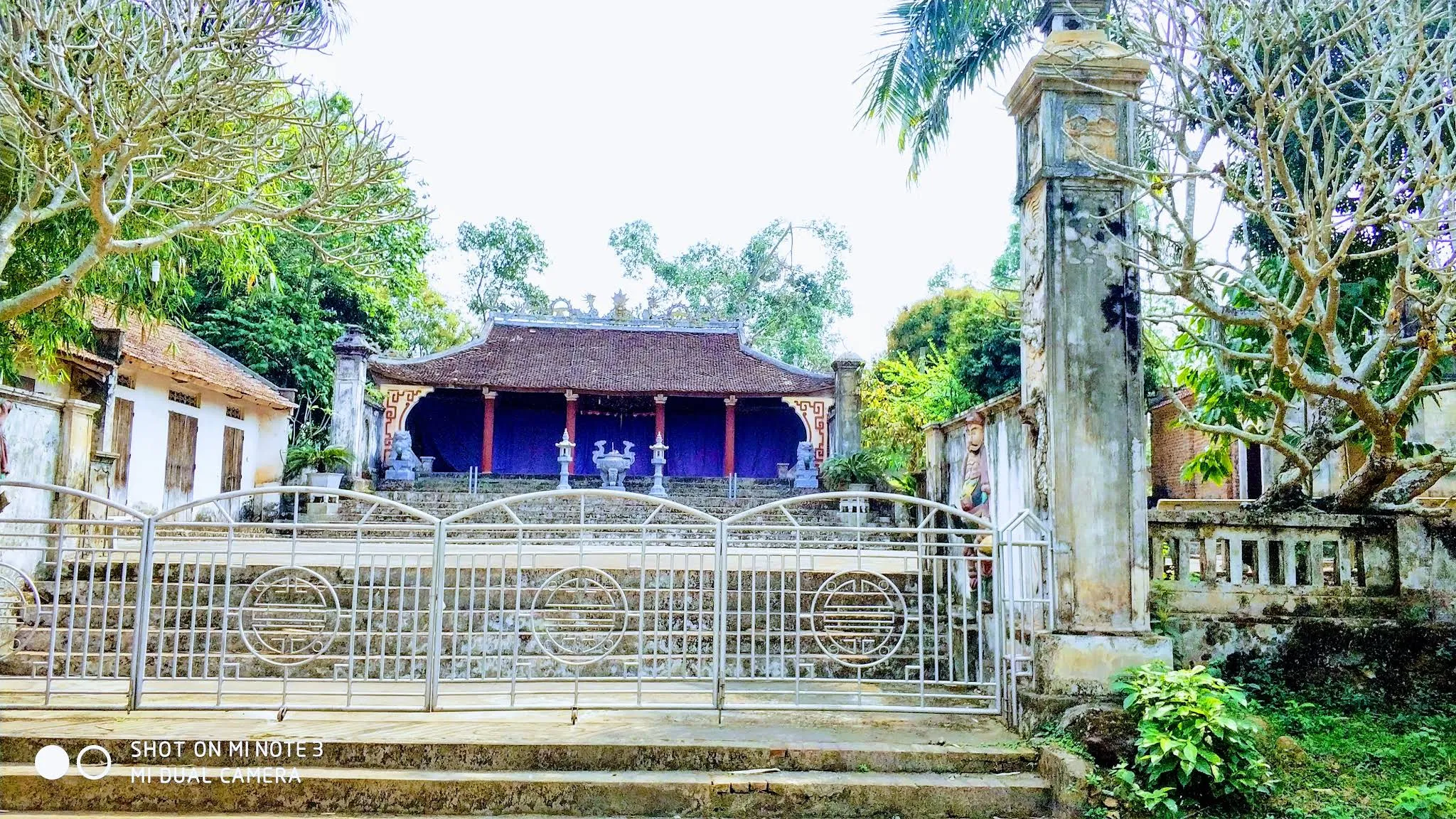Cảnh quan di tích Đình Ngọc Nhị