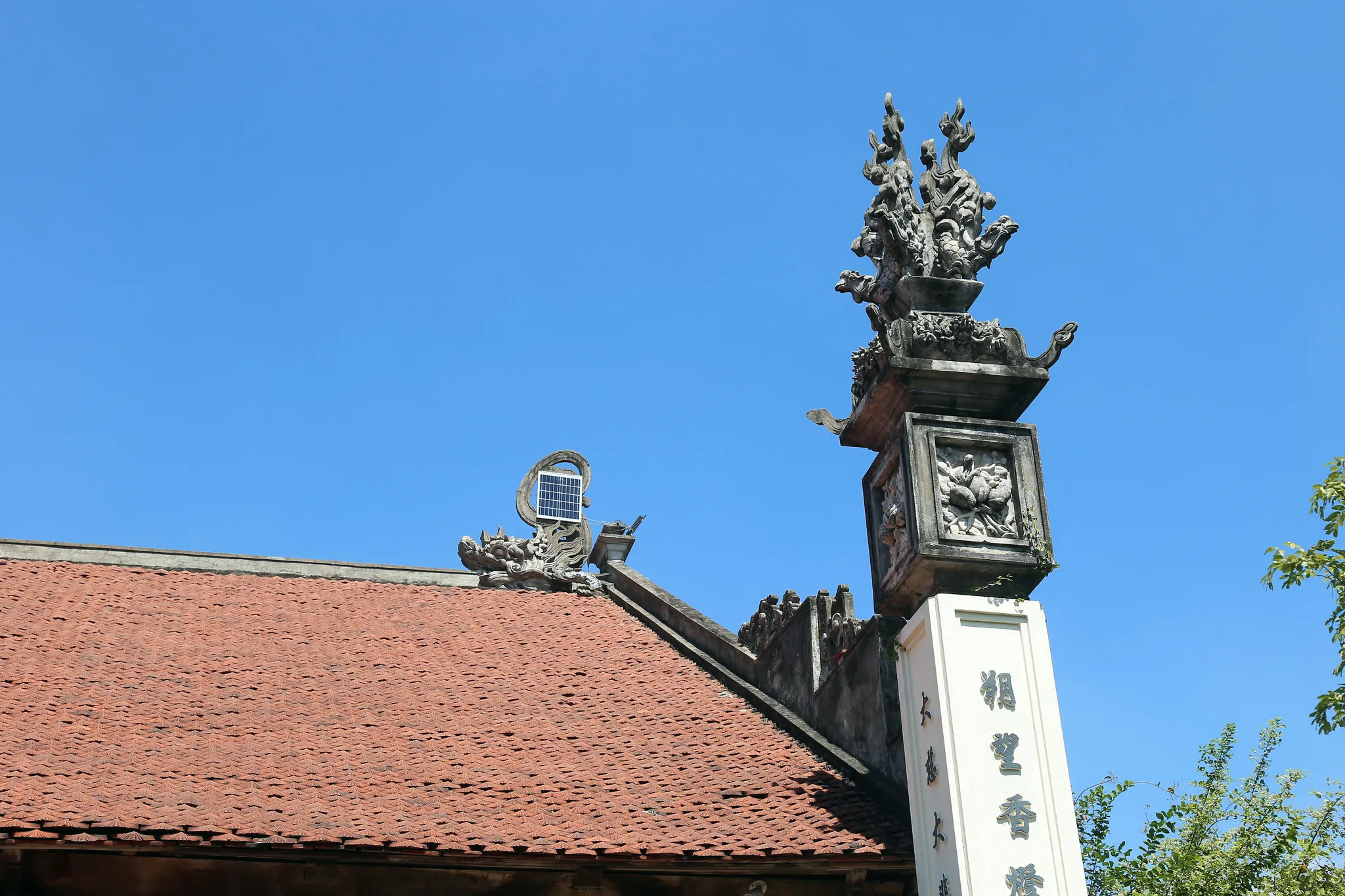 Họa tiết trên trụ biểu chùa Thanh Lâm