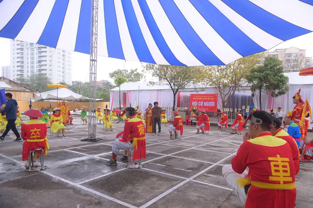 Trò chơi dân gian như cờ người tại Hội đền Sóc (Xuân Đỉnh)