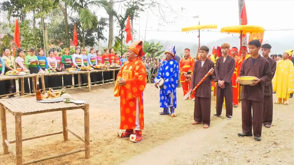Lễ cúng thần tại Lễ hội Đền thờ Đô đốc Đài Lương Quận công Lê Phúc Hoạch