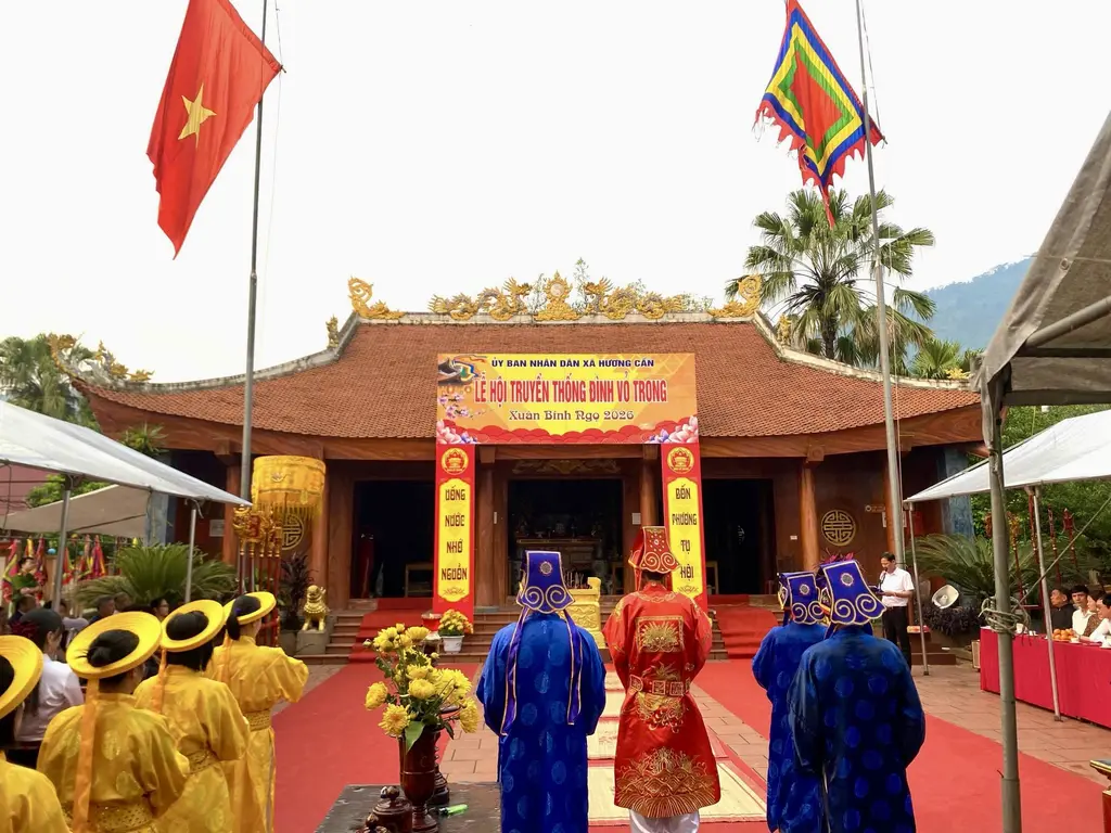Lễ tế tại Lễ hội đình Vỏ Trong