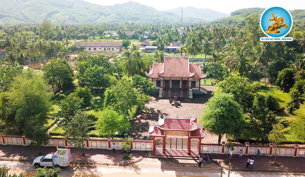 Tổng thể Đền thờ Tăng Bạt Hổ