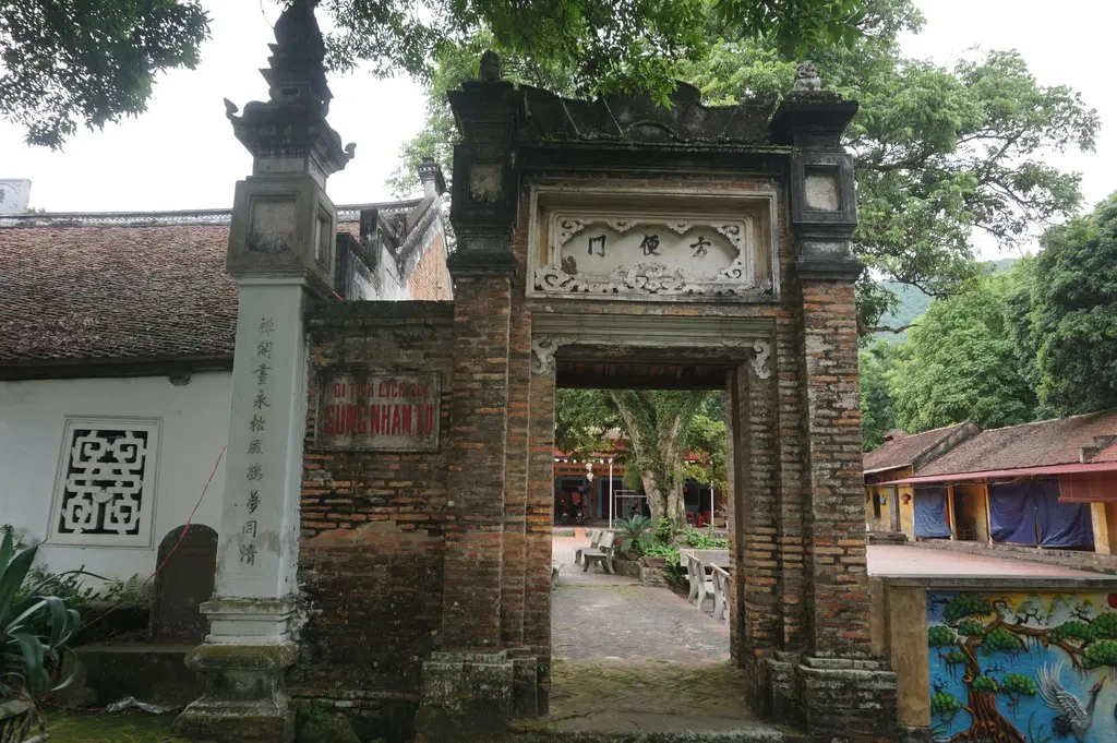 Cổng Chùa Kem