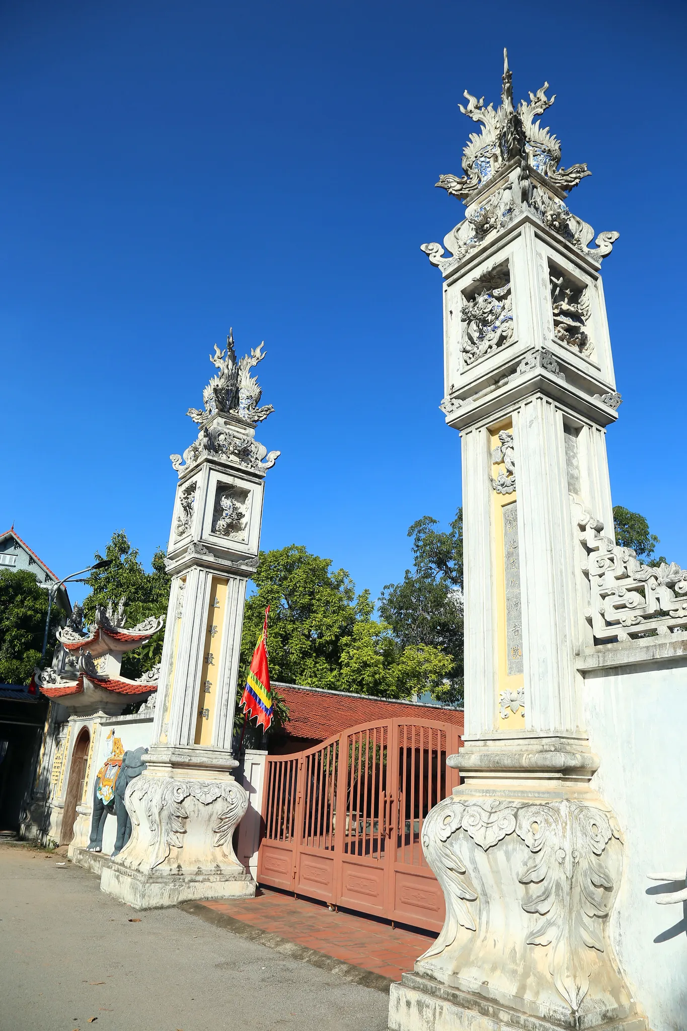 Trụ biểu đình Miêu Nha