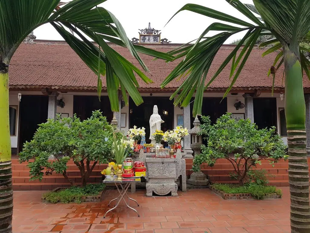 Không gian cảnh quan Chùa Đản Cơ (chùa Nền)