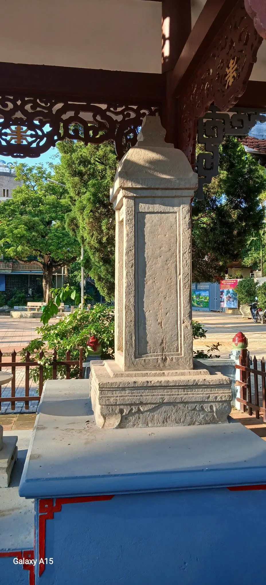 Văn bia Ngô Sĩ Liên tại đình làng Ngọc Giả