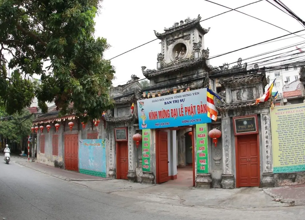 Chùa Phố tại khu di tích Phố Hiến