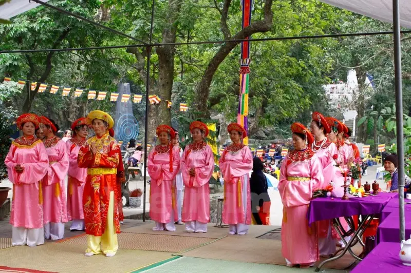 Nghi lễ tại Hội Chùa Trầm