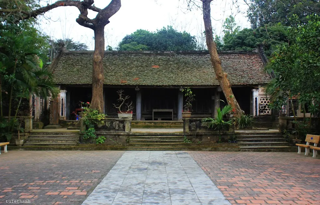 Cảnh quan Đền thờ Lý Thường Kiệt